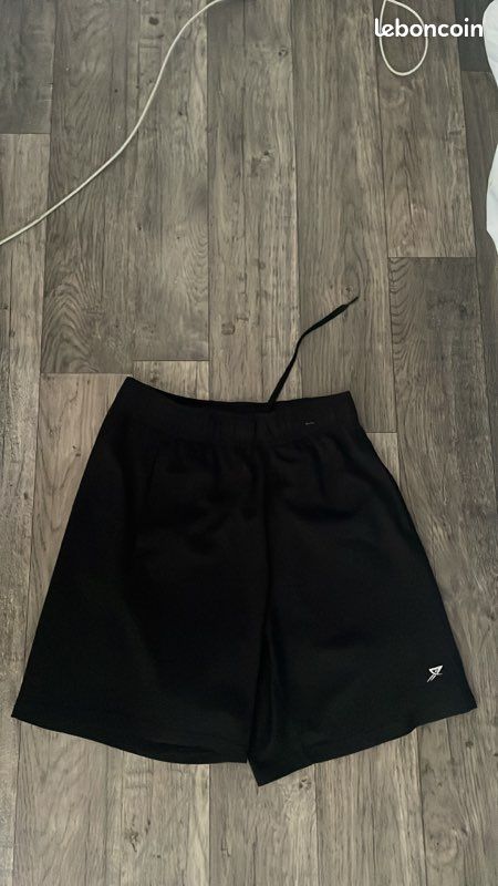 Short (image 2)