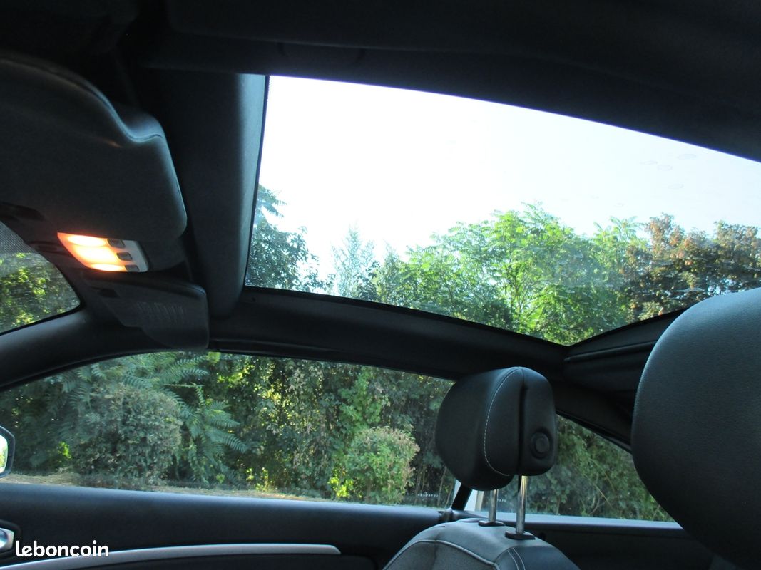 Renault MEGANE III CC 1.5 DCI 110CH FAP DYNAMIQUE ECO² (image 24)