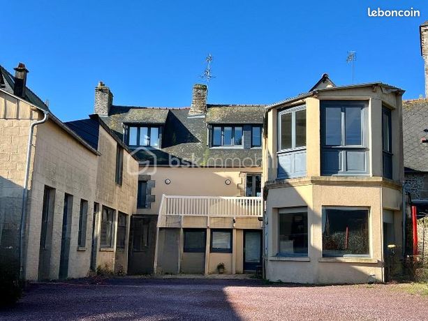 Maison 10 pièces 274 m²