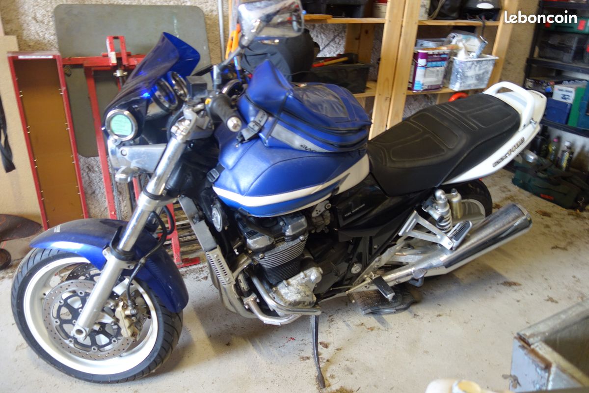 Suzuki 1400 gsx (image 1)