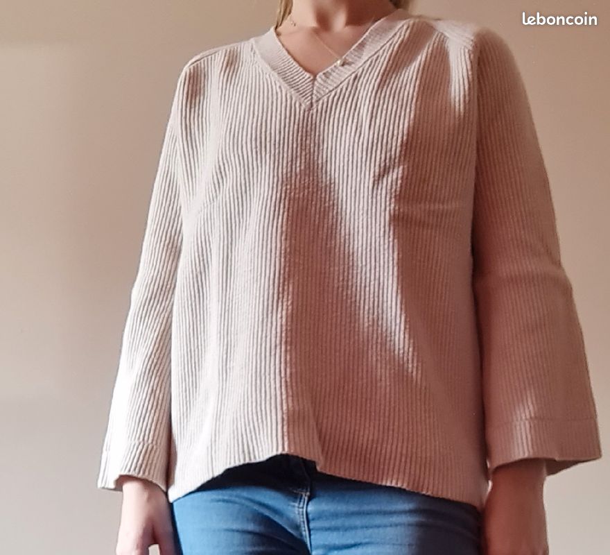 Pull beige (image 1)