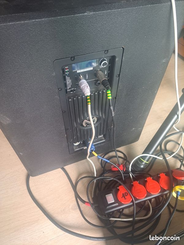 Vend caisson de basse (image 2)