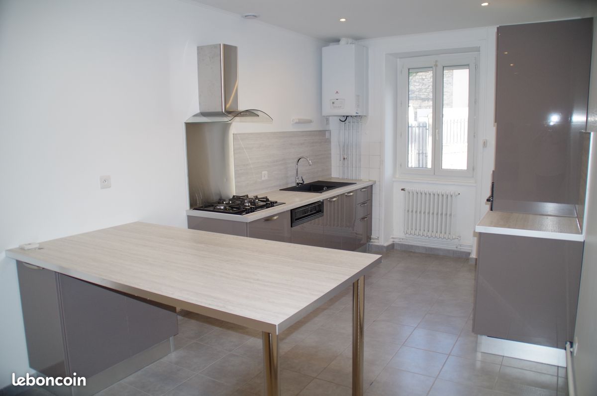 Maison 4 pièces 80 m² · à La Verpillière · 80 m² · 700 €/mois