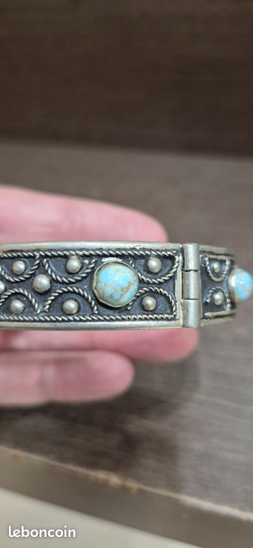 Reclaimed Vintage - Bracelet superposé avec étoiles - Argenté