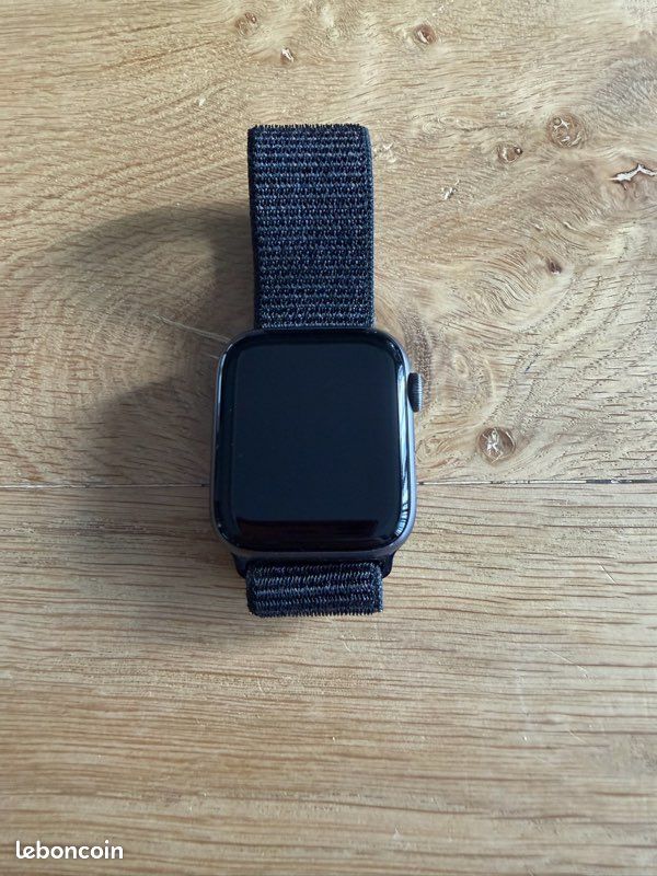 Apple Watch 44 mm Alu gris (image 2)