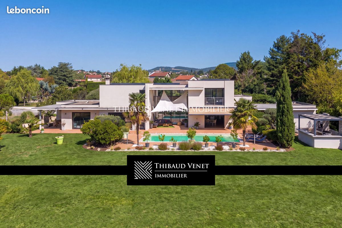 Maison 6 pièces 251 m² · à Dardilly · 251 m² · 1 730 000 €