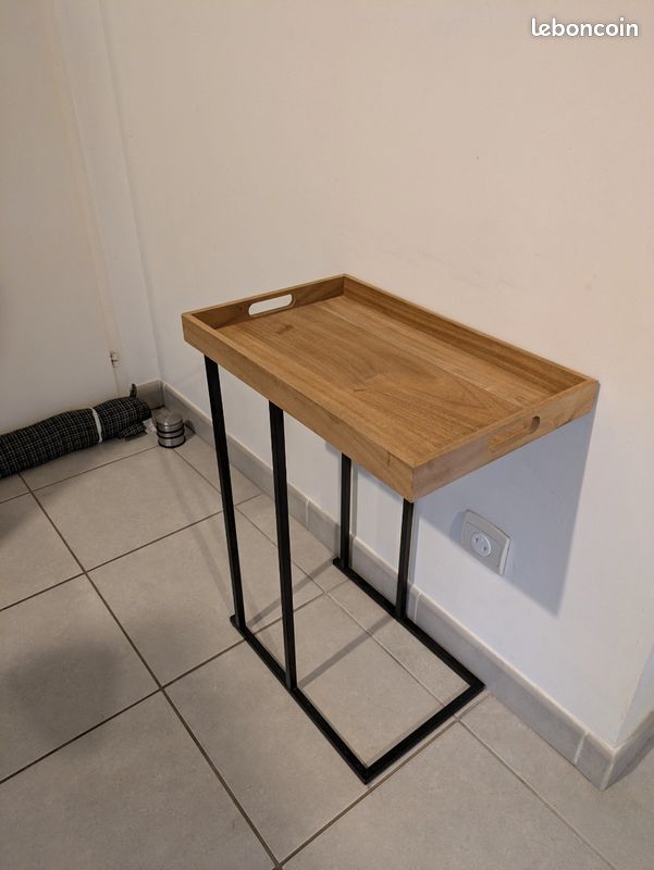 Table d'appoint bout de canapé métal noir et plateau en bois (image 2)