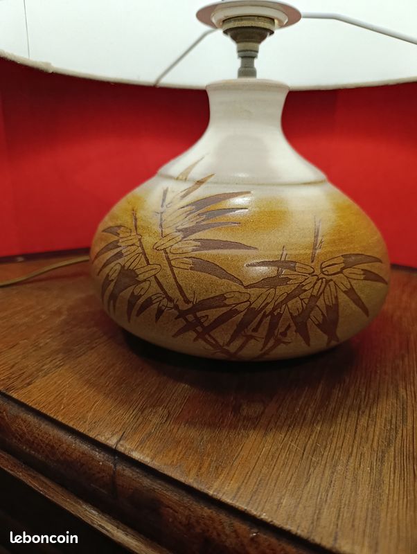 Ancienne splendide lampe céramique émaillé. Années 70''. Signé en masse « VALLAURIS» (image 2)
