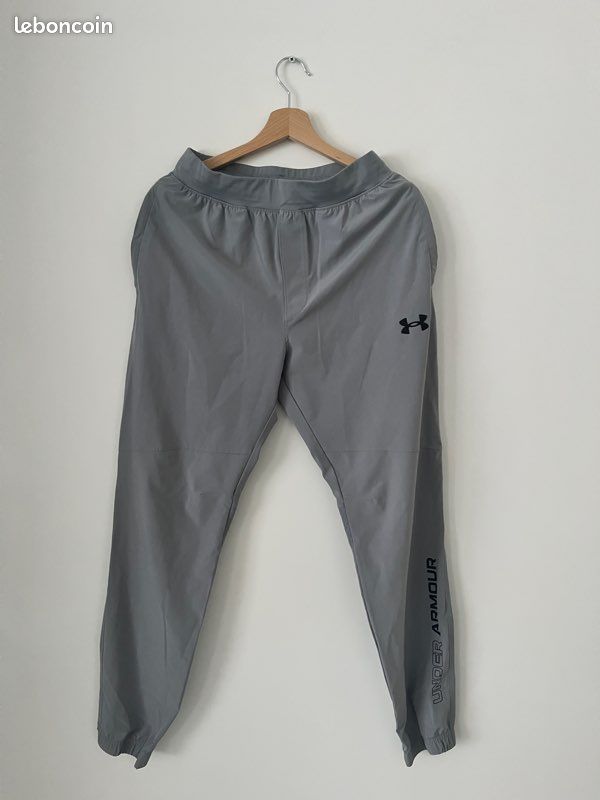 Jogging gris pour homme Under Armour Vêtements
