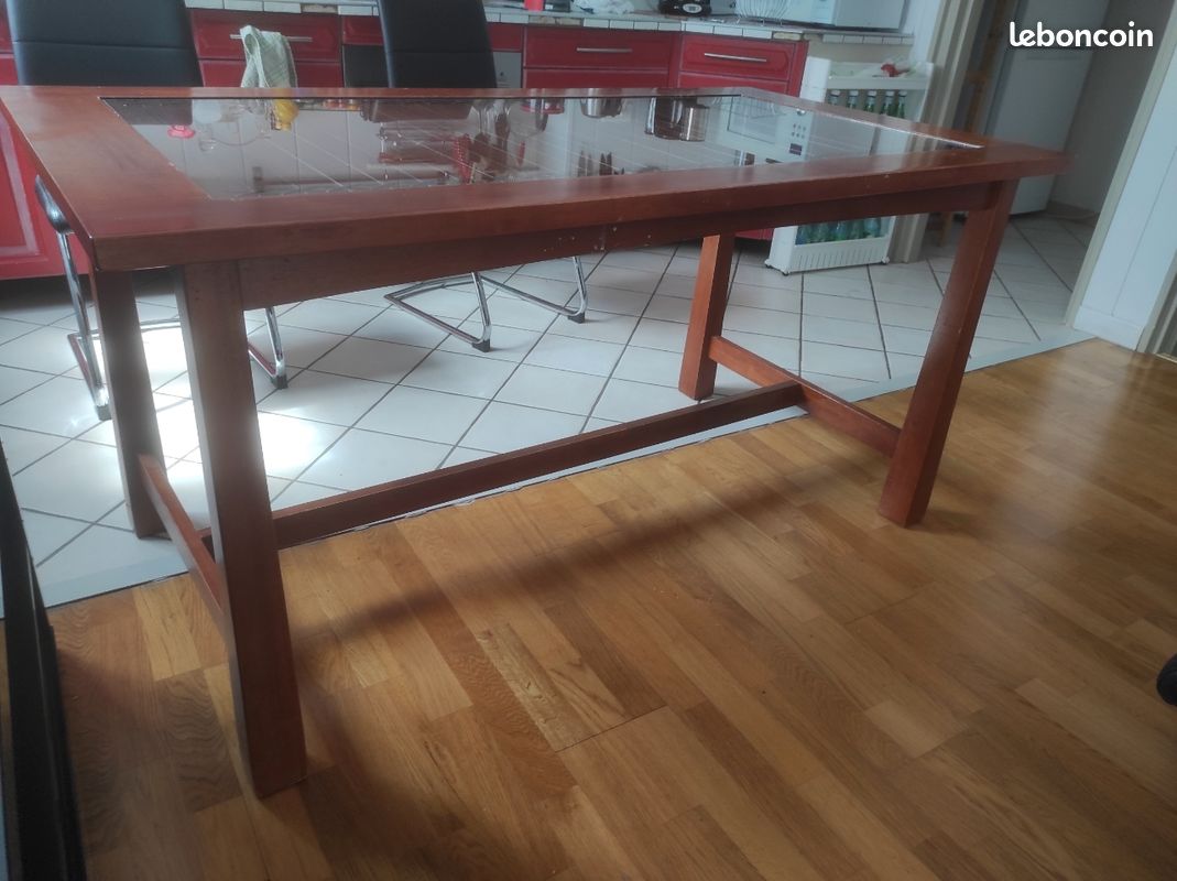 Table a manger +. Chaise bois exotique (image 2)