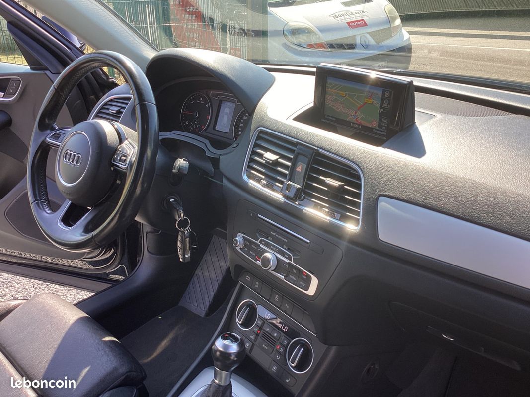Audi Q3 S Line S-tronic (image 24)