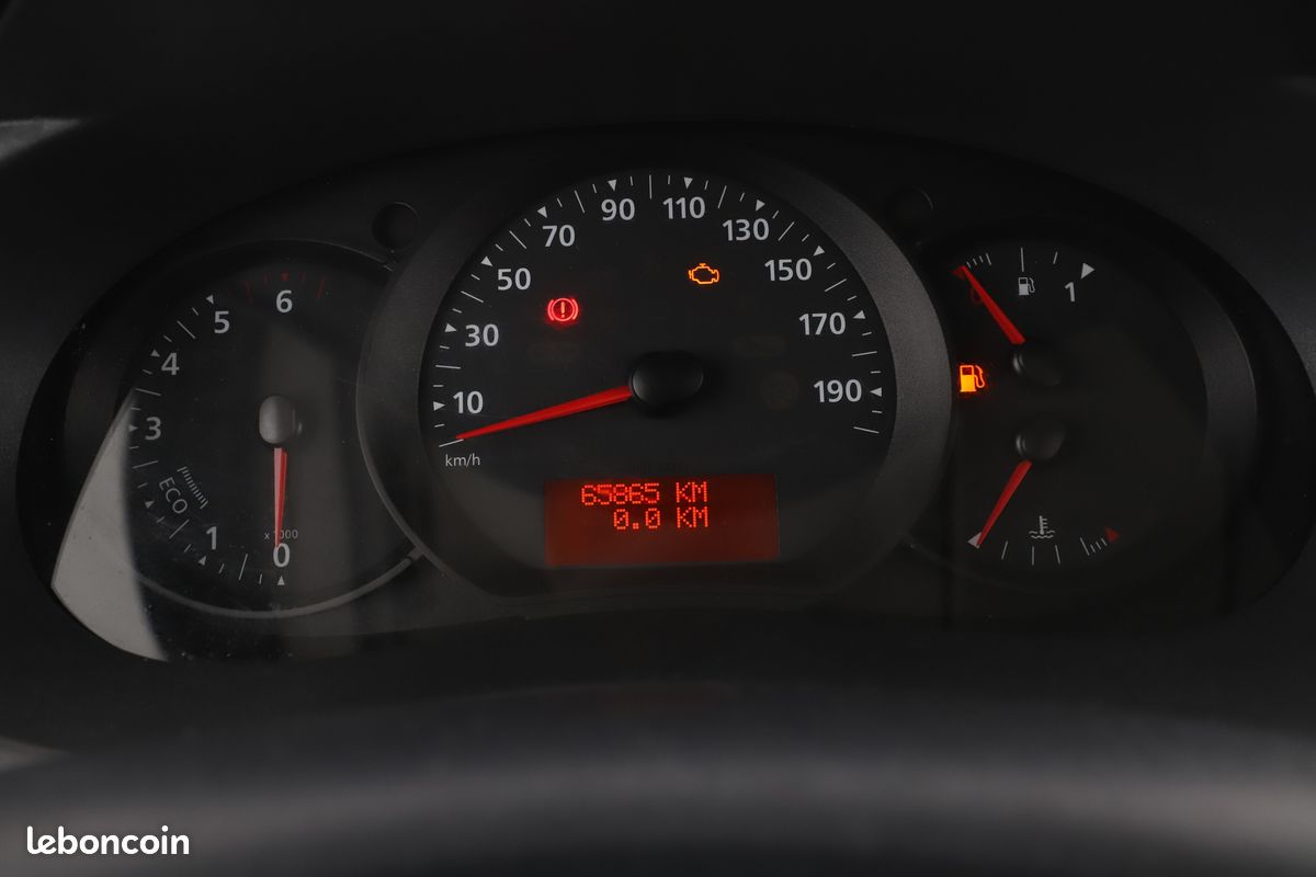 Renault Kangoo 1.5 Blue dCi Trend 80 ch (image 16)