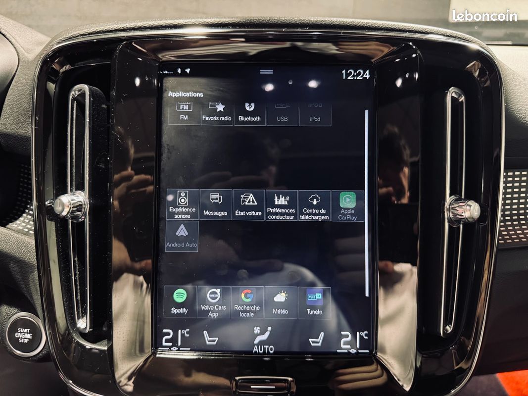 VOLVO XC40 R-Design T5 Recharge 180+82 ch DCT7 (image 25)
