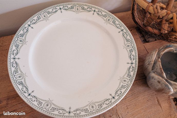 Assiette Ancienne Chozey Le Roi Tour De France, Terre De Fer, Début XXe, Cyclisme N°5