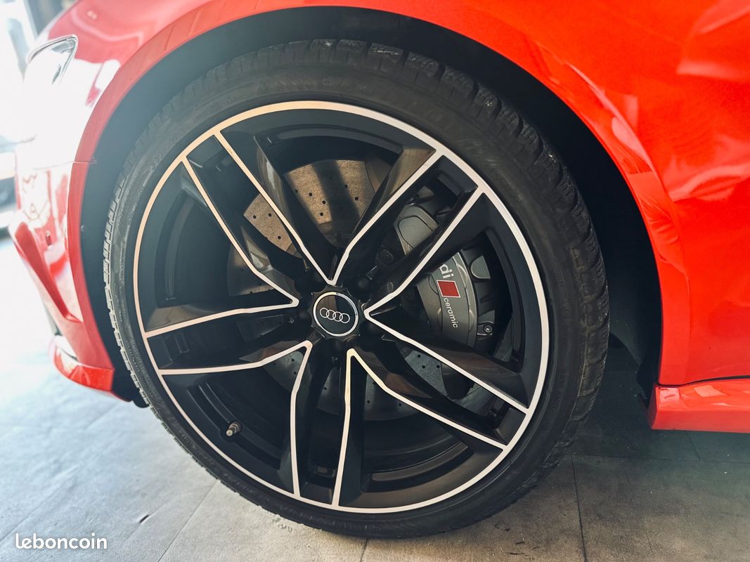 Audi RS 6 4.0 TFSI 560CH QUATTRO + ECHAPPEMENT RS + SOUND BOSE + ENTRETIEN CONSTRUCTEUR + SIEGES CHAUFFANTS/ELECTRIQUES + GARANTIE 12 MOIS (image 17)