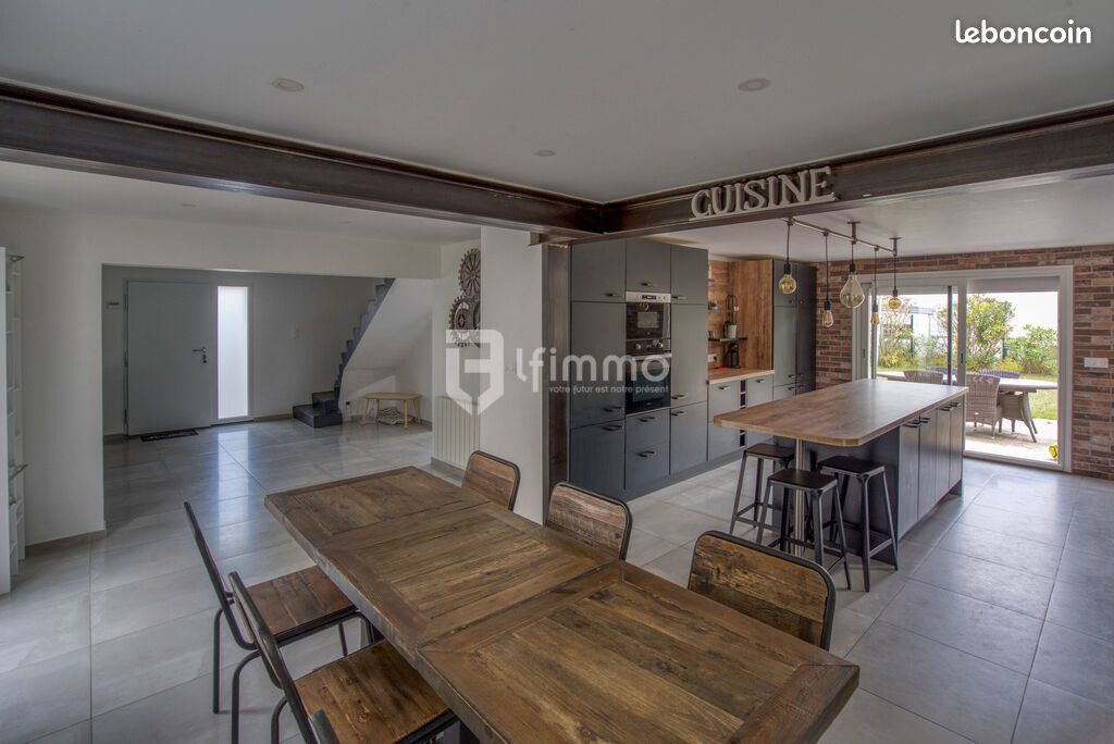 Maison 5 pièces 127 m² - Royan 17200 (image principale 4)