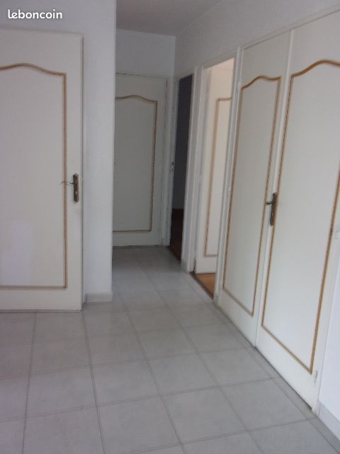 Appartement 3 pièces 78 m² · à Roche-la-Molière · 78 m² · 135 000 €