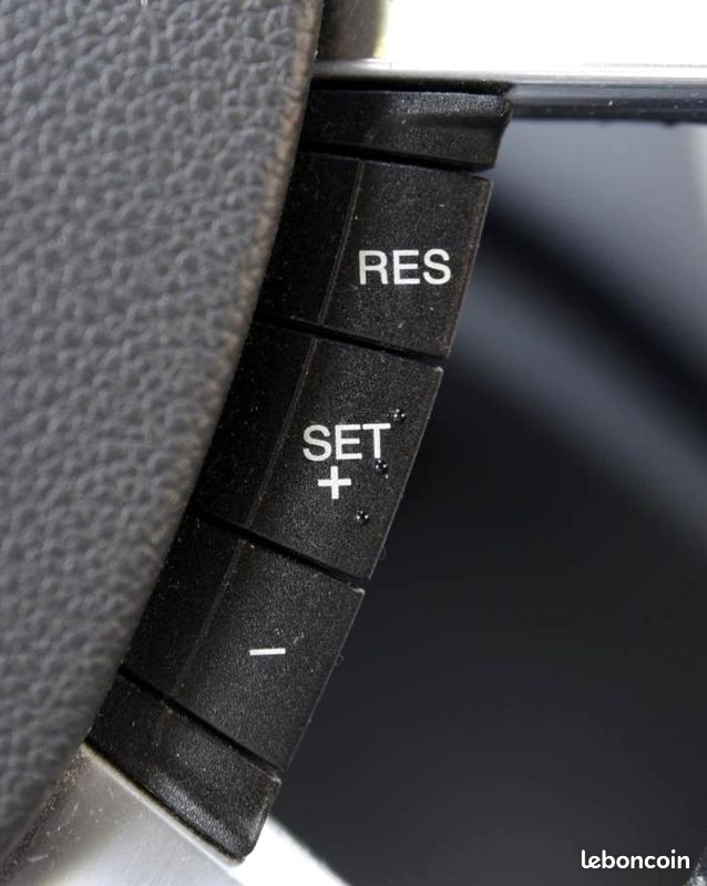 FORD KUGA 2.0 TDCi FAP - 140ch - Finition Trend - Garantie 12 mois (image 13)