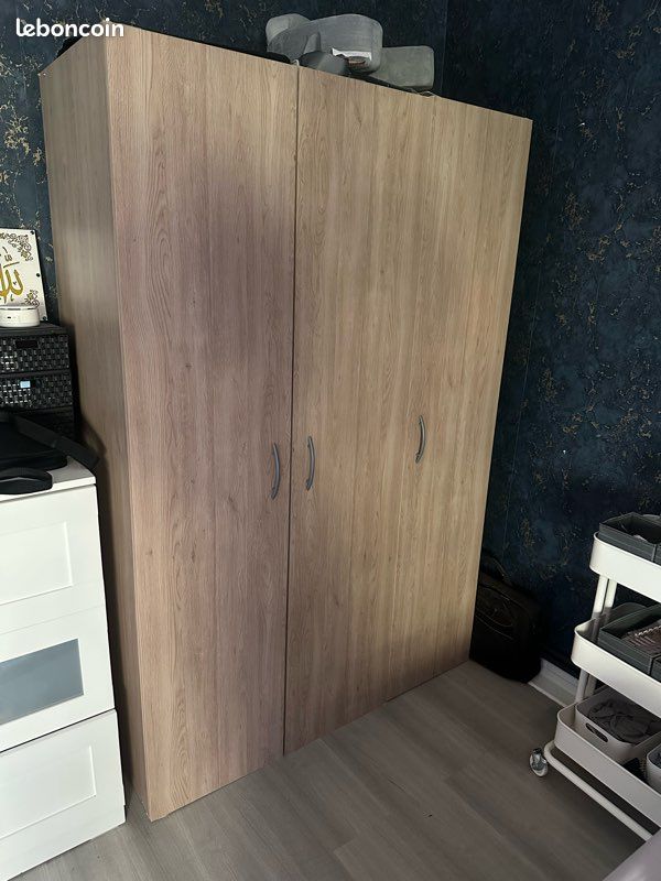 Armoire (prix négociable) (image 1)