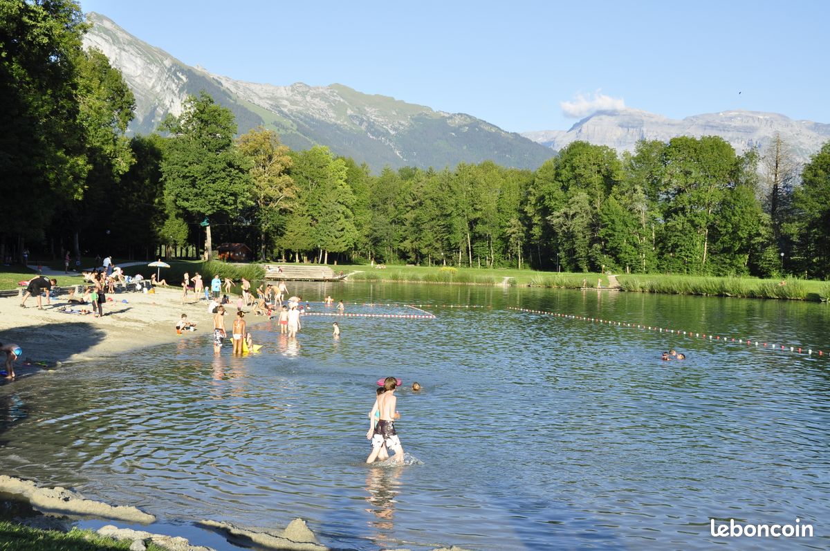 Base De Loisirs Des Versants D aime Avis 74 - morillon 1100 - pieds des pistes 11/03 AU 14/03 - Locations & Gîtes