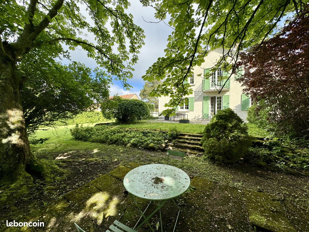 Maison 7 pièces 160 m² · à Le Val-de-Guéblange · 160 m² · 325 000 €