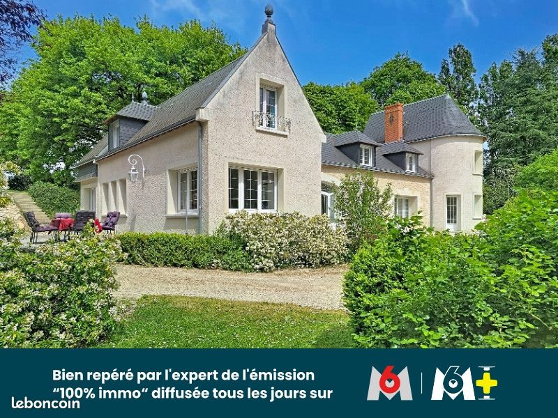 Maison 8 pièces 245 m² · à Monnaie · 245 m² · 697 000 €