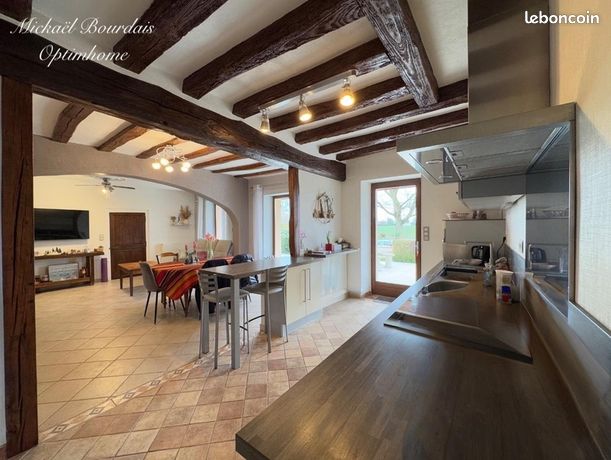 Maison 6 pièces 157 m²