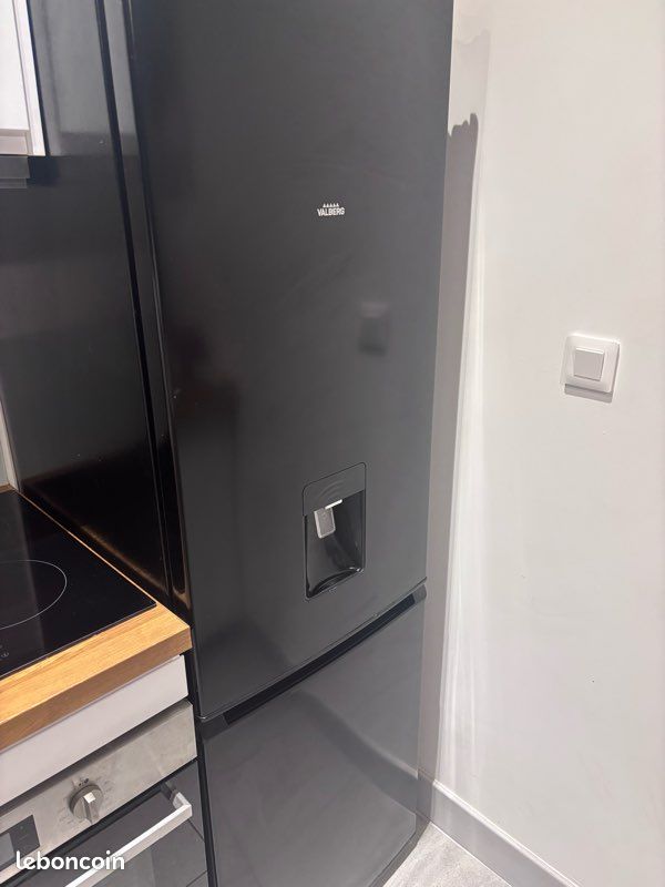 Frigo Noir VALBERG (image 1)
