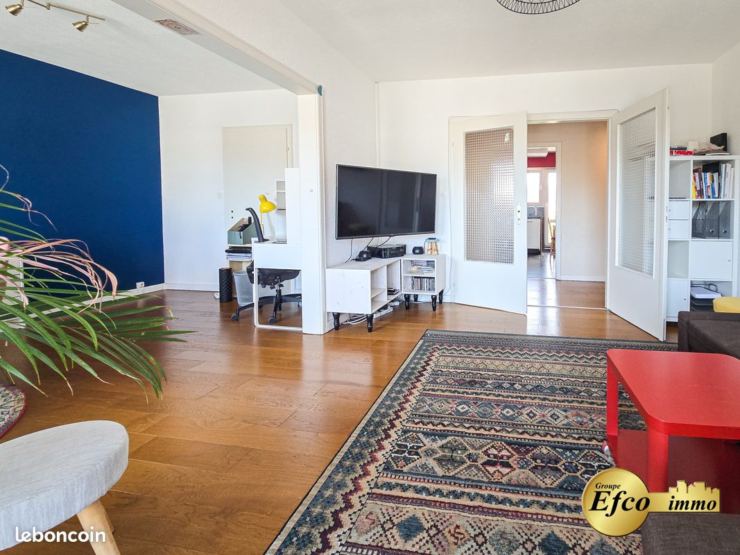 Appartement 5 pièces 102 m² · à Saint-Louis · 102 m² · 329 000 €