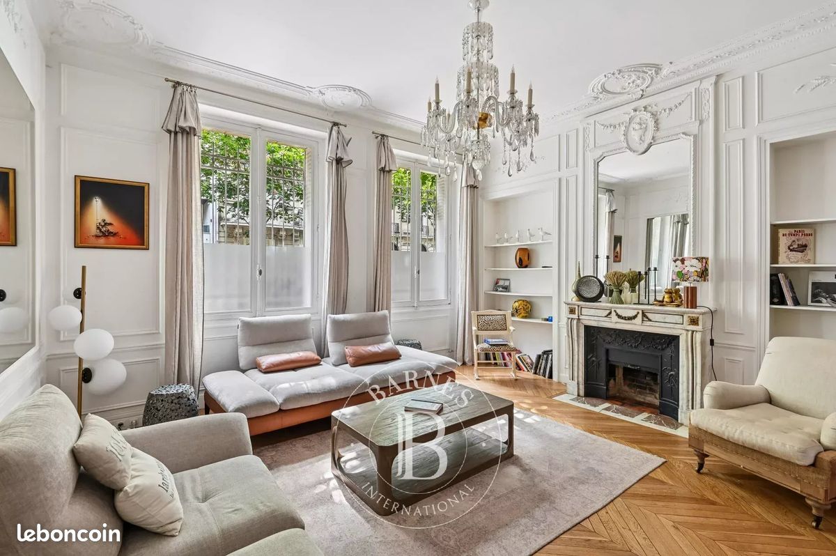 Appartement 7 pièces 196 m² · à Paris · 196 m² · 2 495 000 €