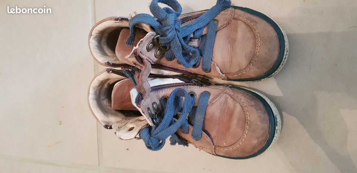 Chaussure enfant en cuir (image 1)