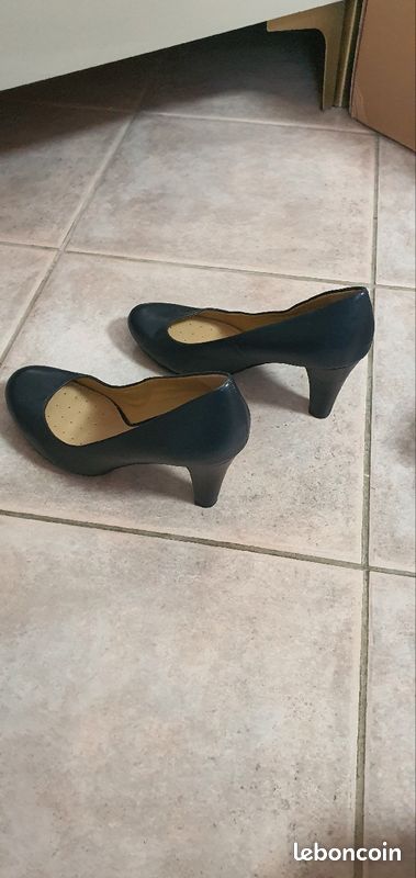 Escarpin Geox bleu marine (image 3)