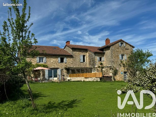 Propriété 8 pièces 186 m²