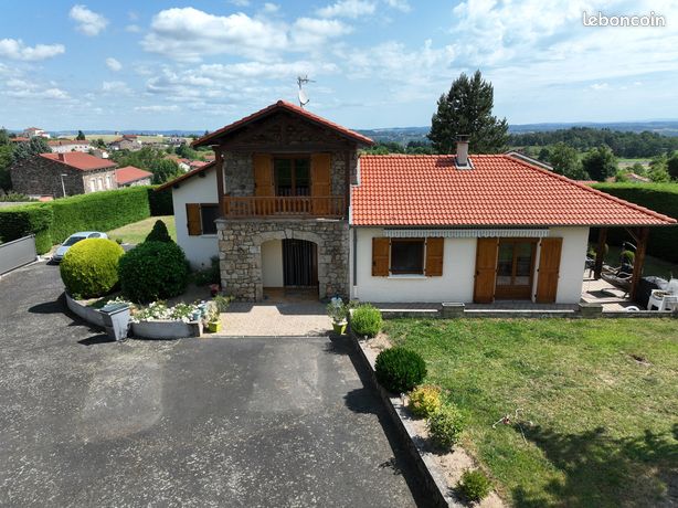 Maison 9 pièces 156 m²