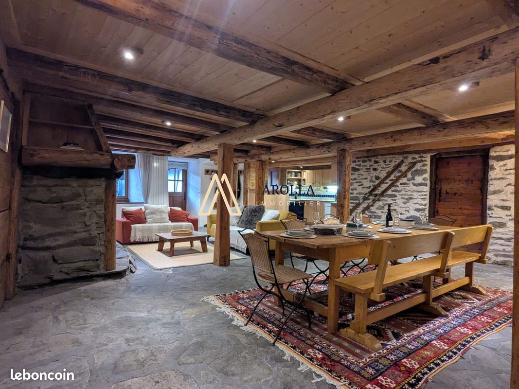 Appartement 5 pièces 143 m² · à Sainte-Foy-Tarentaise · 143 m² · 549 000 €