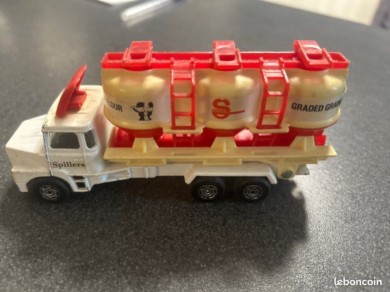 Corgi Scania LT145 Spillers Silo (image 3)