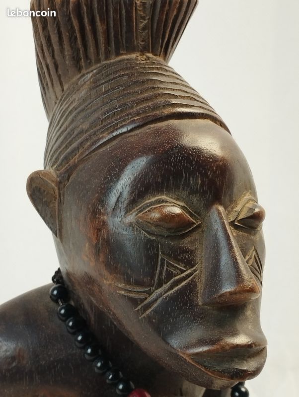 Statuette Mangbetu En Bois De R.D.C. - Pièce Ethnique Originale, Objet De Collection