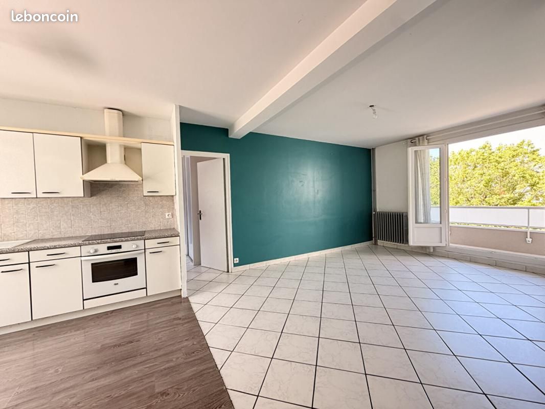 Appartement 3 pièces 53 m² · à Domène · 53 m² · 132 000 €