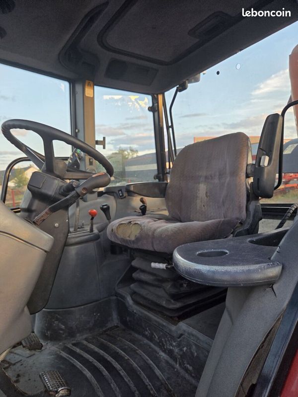 New Holland TS100 (image 4)