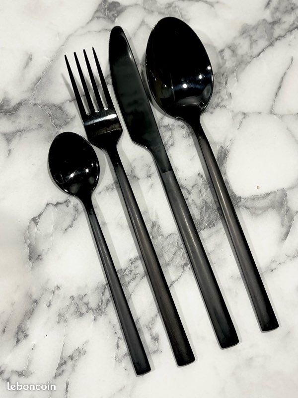 MACOSA WV48181 Lot De 4 Couverts En Acier Inoxydable Doré Mat