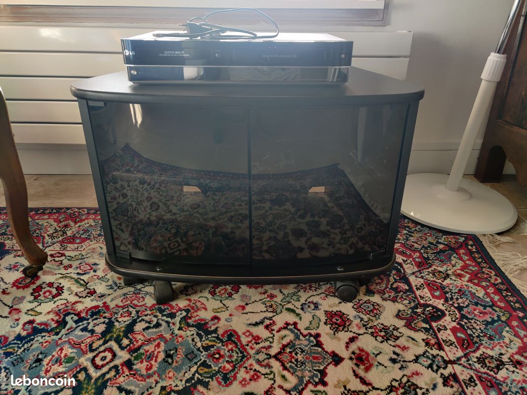 Meuble TV (image 1)
