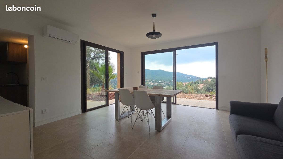 Appartement 2 pièces 42 m² · à La Londe-les-Maures · 42 m² · 890 €/mois