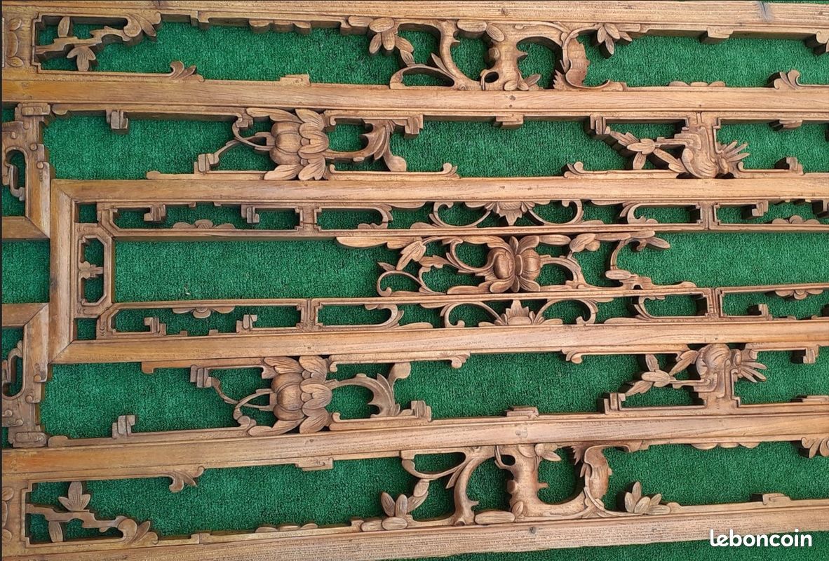 Ancien grand panneau chinois en bois sculpté fait main (image 1)