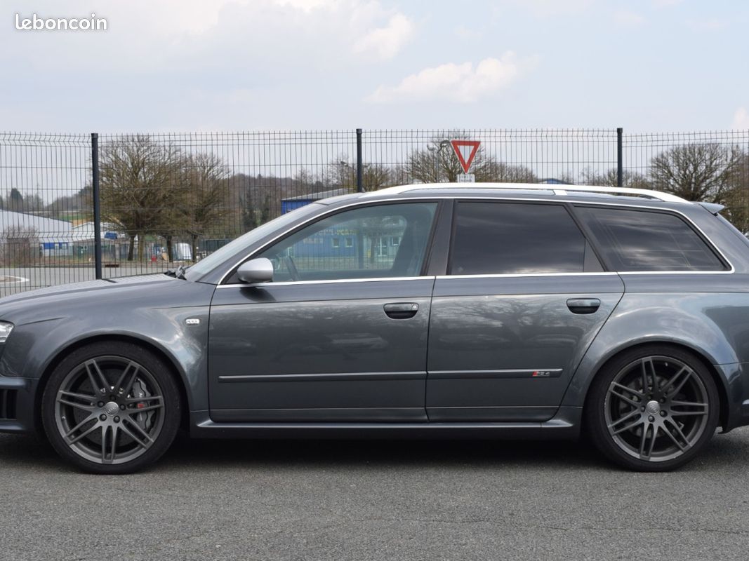 Audi rs4 avant b7 4.2 v8 420cv quattro bvm6 / pack f1 / pack carbone / disques ceramique / systeme bose (image 8)