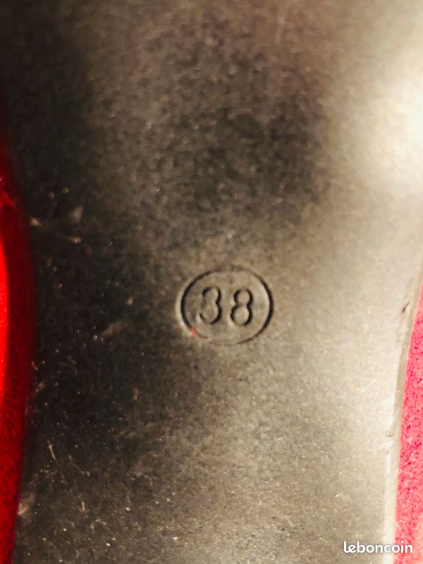 Escarpins Camaïeu Pointure 38 Rouge - Occasion Très Bon état, Talon Aiguille Moyen, Faux Cuir