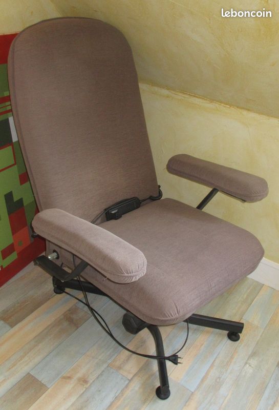 Fauteuil électrique (image 1)