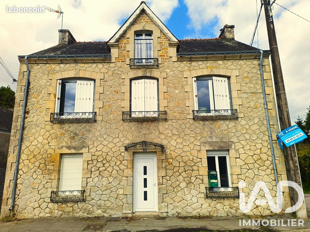 Immeuble 3 pièces 120 m² · à Melrand · 120 m² · 150 000 €