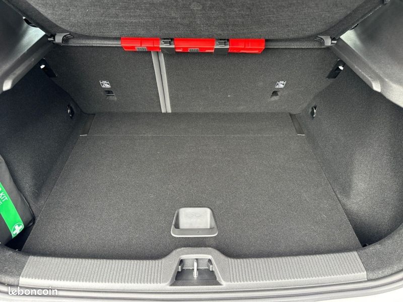 Volvo EX30 Single Extended Range 272ch Plus (image 16)