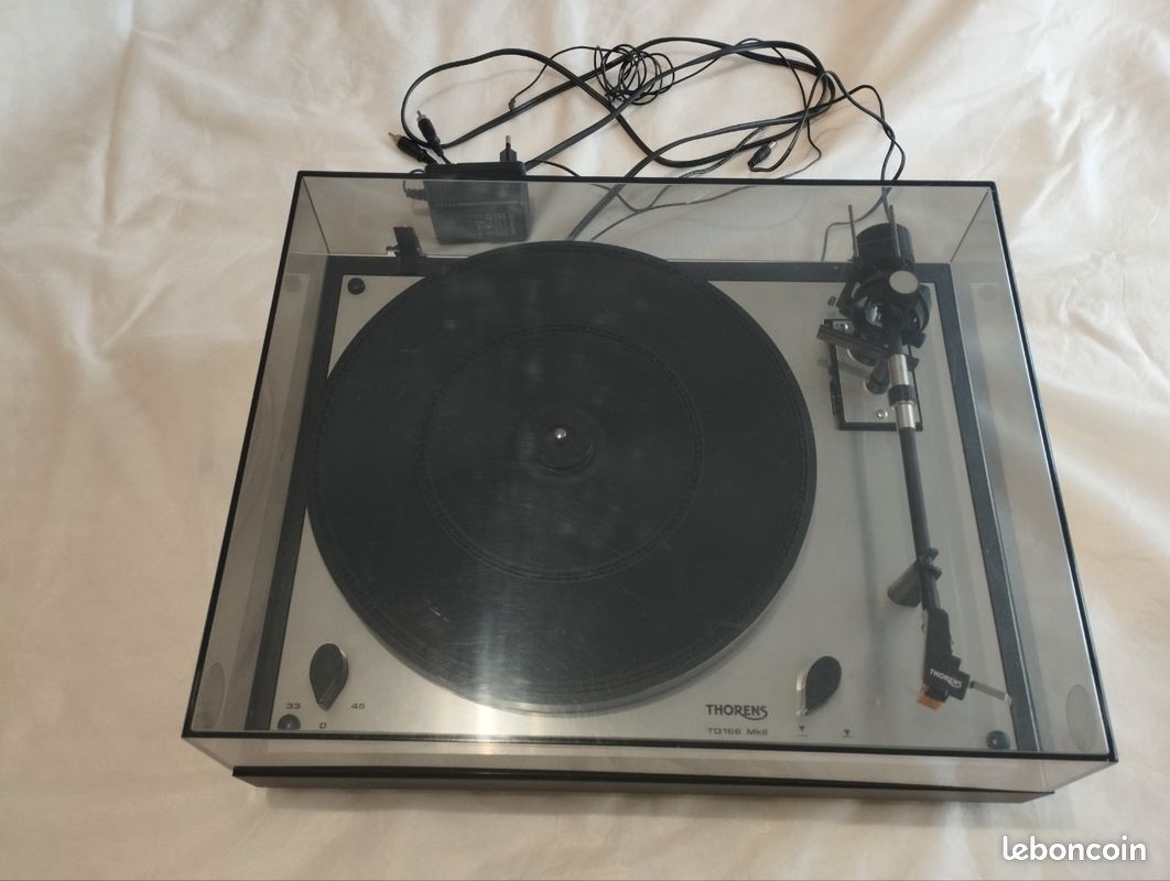 Vis De Blocage Pour Platine Vinyle Thorens TD-105 (d’origine, Occasion)