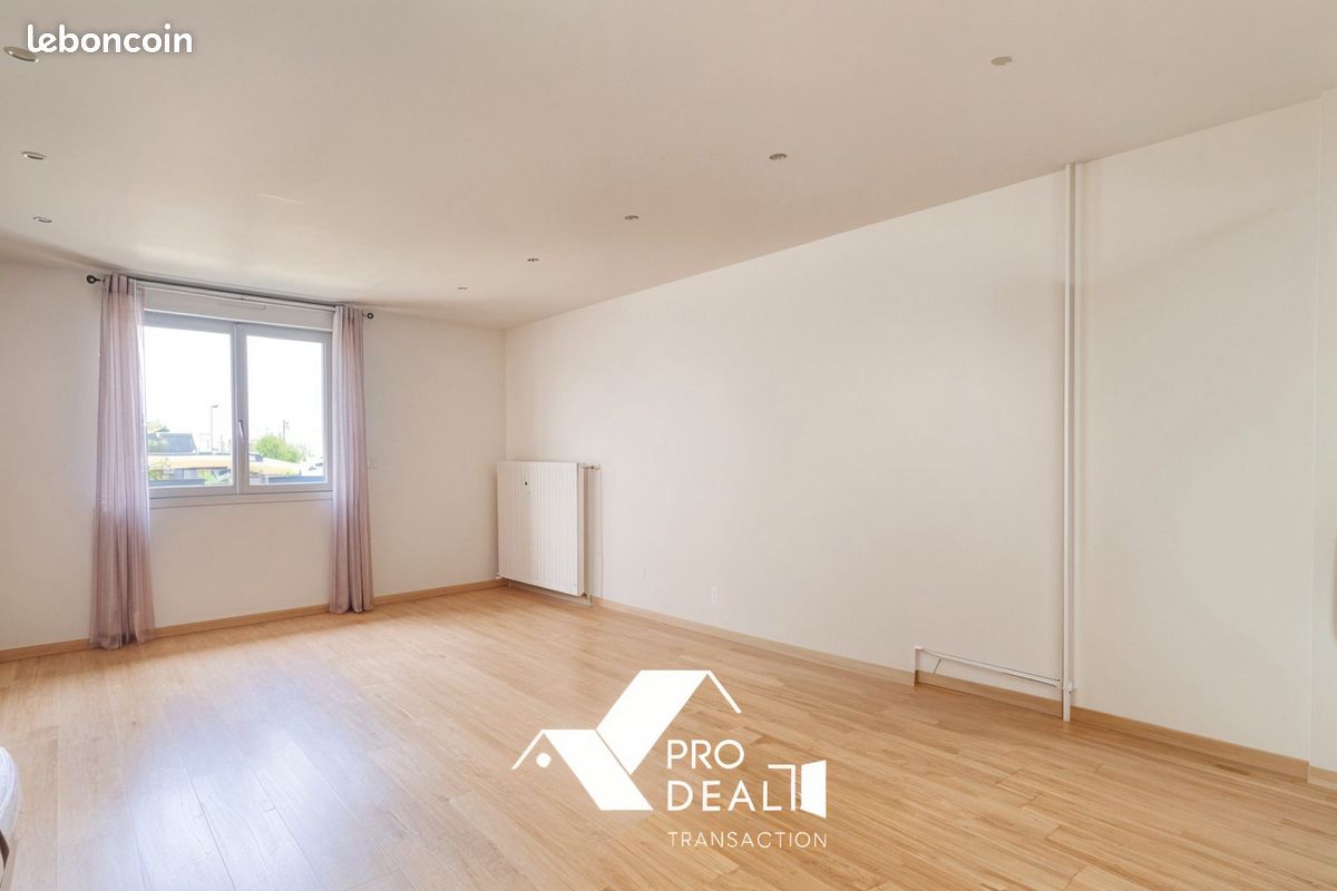 Appartement 3 pièces 78 m² · à Meyzieu · 78 m² · 179 000 €
